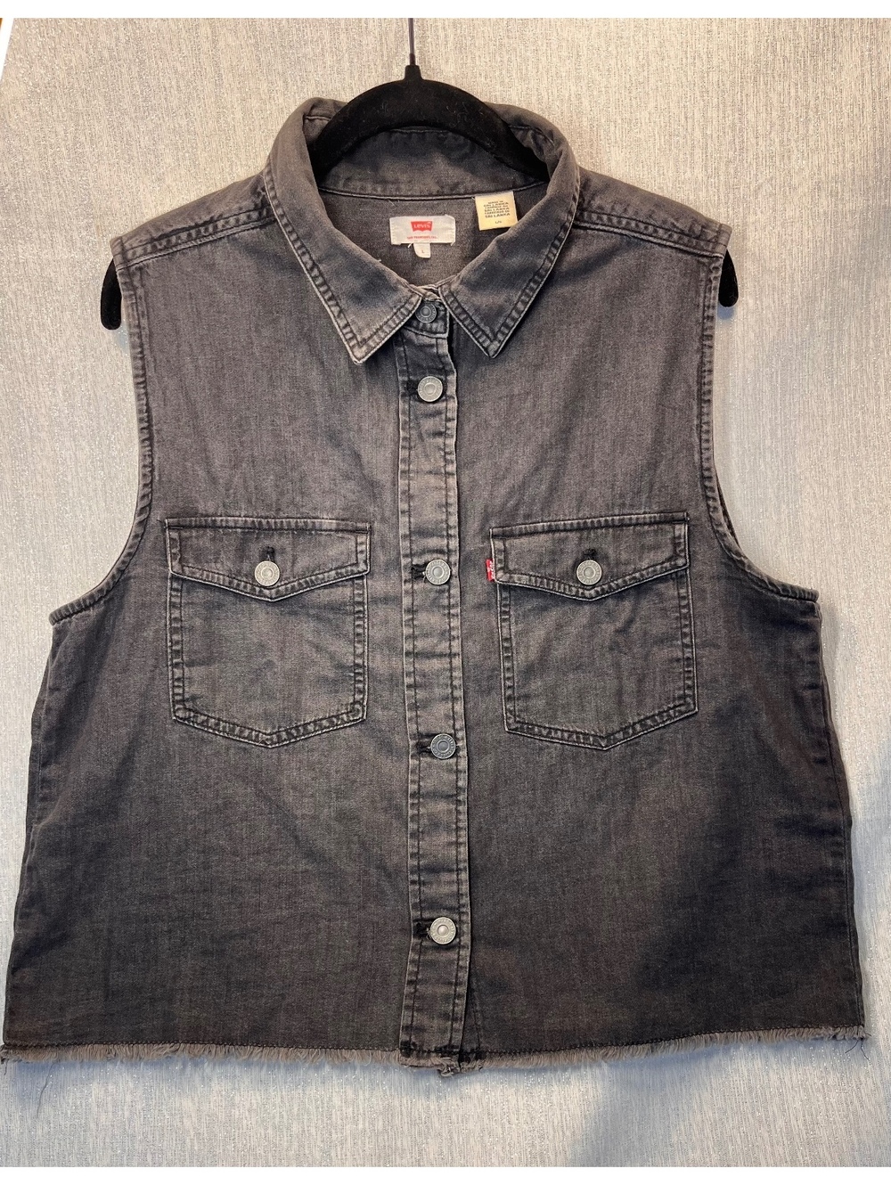 Levi's Sleeveless Denim Button-Up Shirt Vest in Washed Black, Size L